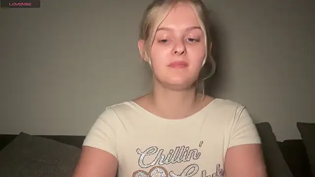 Allylove03 online show from 11/08/25, 02:23