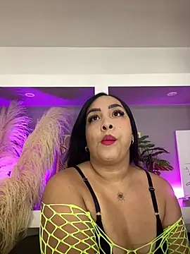 Snapshot of Sheeryl__ chatting on 07/24/26, 05:27 Sheeryl online show from 07/24/26, 05:27