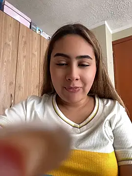 Miabonnett  online show from 07/03/26, 03:51