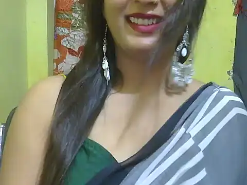 Model-Tanya online show from 02/10/25, 10:53