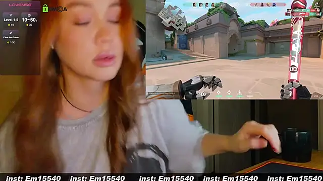 Snapshot of Emili1- chatting on 12/01/24, 04:29 Emili1- online show from 12/01/24, 04:29