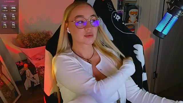 Emili1- online show from 09/20/25, 06:42