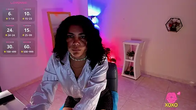 Snapshot of amelyaDreams chatting on 11/10/25, 07:13 amelyaDreams online show from 11/10/25, 07:13