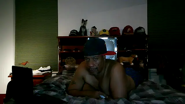 pimpdaddy4ever online show from 10/18/25, 01:19