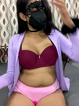 little shadow online show from 11/30/25, 05:17