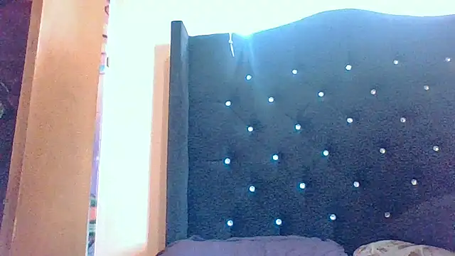 Jennxdolls online show from 06/15/26, 03:58