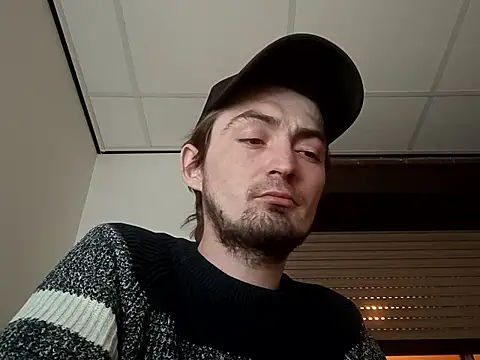 Wesleymodel online show from 03/16/26, 10:47