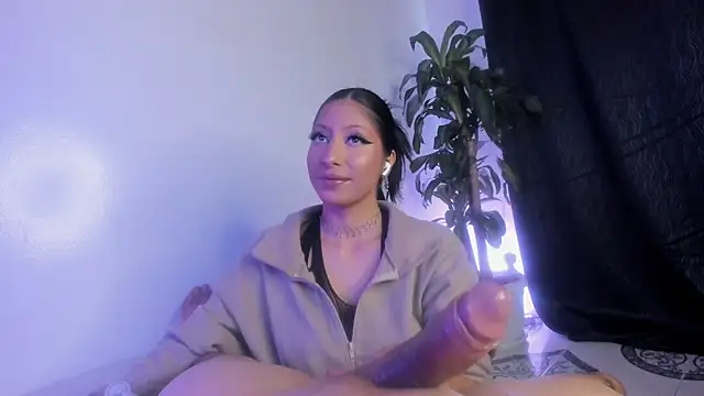 IssaandNeron sex online show from 11/27/25, 01:57