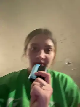 Snapshot of emilysue1 chatting on 03/02/25, 10:03 emilysue1 online show from 03/02/25, 10:03