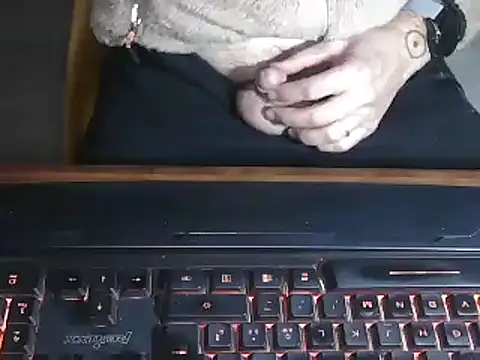 Snapshot of Adri_gard chatting on 01/20/25, 09:01 Adri gard online show from 01/20/25, 09:01