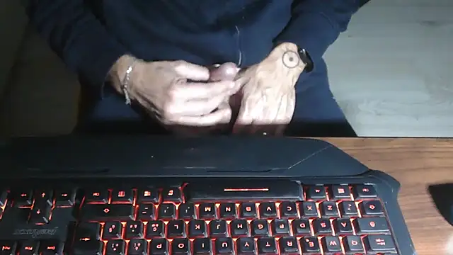 Adri gard online show from 11/15/25, 09:54