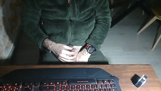 Adri gard online show from 02/11/26, 09:42