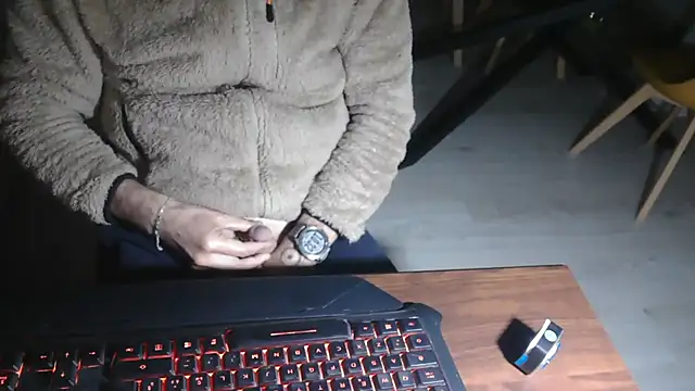 Adri gard online show from 03/29/26, 08:31