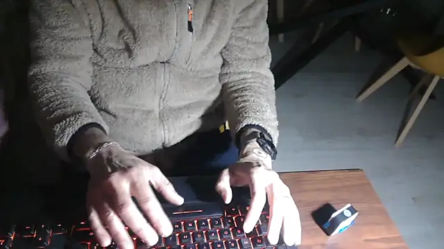 Adri gard online show from 03/31/26, 08:42