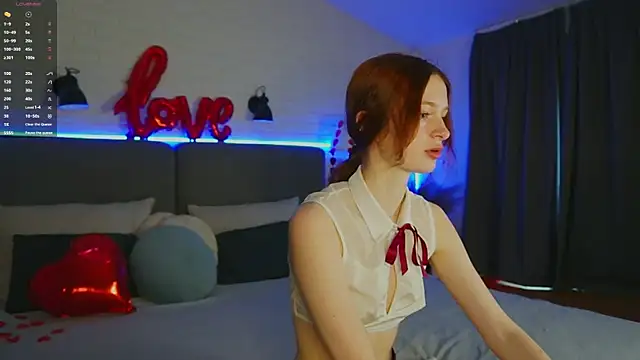 Viola  moon online show from 02/16/25, 01:05