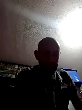 pineda1689 online show from 01/02/25, 09:18