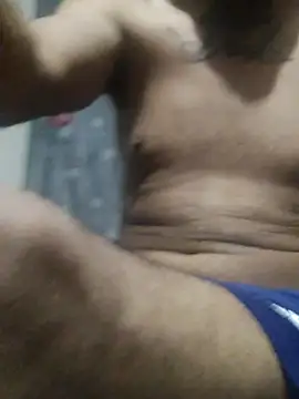 pineda1689 online show from 12/01/25, 07:24