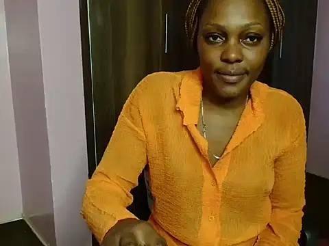 Snapshot of massive_squirts chatting on 12/05/25, 10:02 massive squirts online show from 12/05/25, 10:02