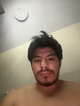 Snapshot of MynameisPaco chatting on 10/28/25, 12:58 MynameisPaco online show from 10/28/25, 12:58