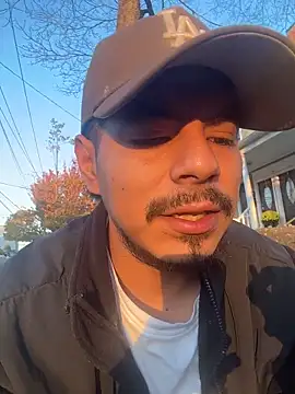 Snapshot of MynameisPaco chatting on 11/08/25, 09:13 MynameisPaco online show from 11/08/25, 09:13