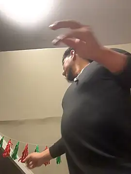 Snapshot of MynameisPaco chatting on 12/14/25, 10:47 MynameisPaco online show from 12/14/25, 10:47