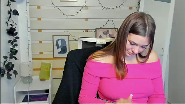 Snapshot of Josephine_Kiss chatting on 03/20/26, 07:46 Josephine Kiss online show from 03/20/26, 07:46