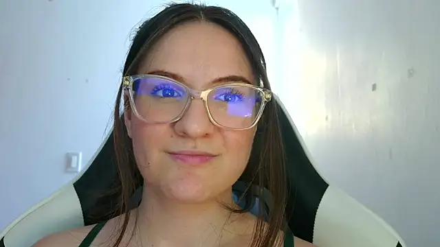 livgomez online show from 11/13/25, 03:55