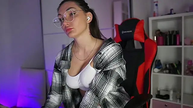 Lady3Holes online show from 02/27/25, 08:28