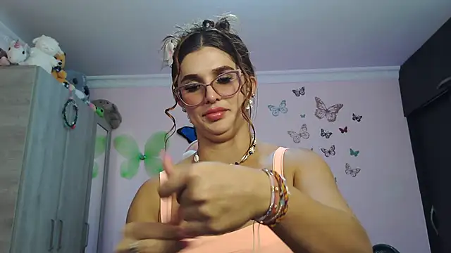 caroline jonson online show from 02/10/26, 09:52