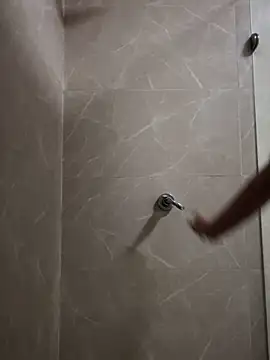 Lorraine Leon online show from 03/19/25, 09:37