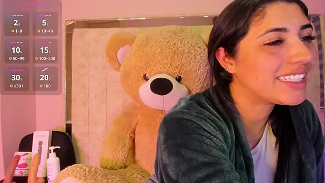 Danna 777  online show from 10/13/25, 11:27