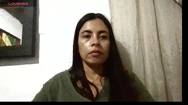 Snapshot of stefany_sexxx chatting on 12/11/24, 12:44 stefany sexxx online show from 12/11/24, 12:44