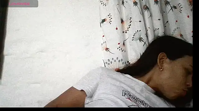 Snapshot of stefany_sexxx chatting on 01/12/25, 01:05 stefany sexxx online show from 01/12/25, 01:05