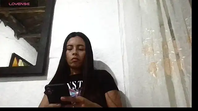 Snapshot of stefany_sexxx chatting on 02/09/25, 10:32 stefany sexxx online show from 02/09/25, 10:32