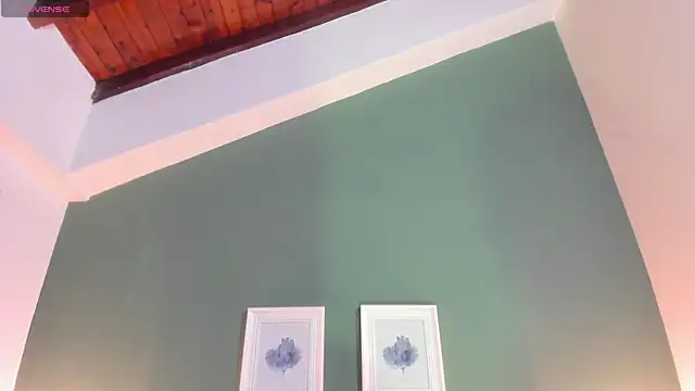  anavictoria  online show from 11/10/25, 05:56