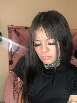 Tifanny Sweett online show from 04/07/26, 04:40