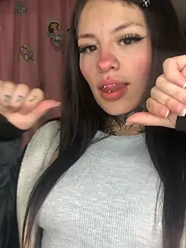 Tifanny Sweett online show from 04/11/26, 07:45