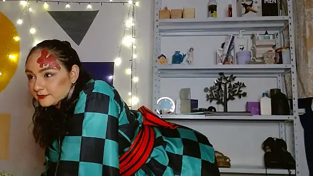 Snapshot of Kaory_32 chatting on 10/29/25, 05:53 Kaory 32 online show from 10/29/25, 05:53