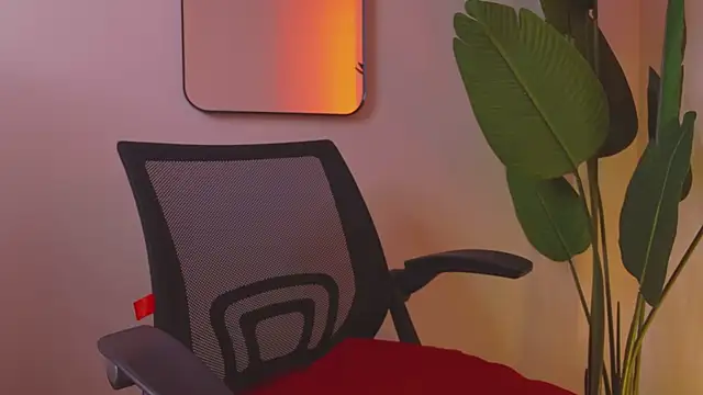 Snapshot of Whitney_Svonn chatting on 03/11/25, 04:07 Whitney Svonn online show from 03/11/25, 04:07