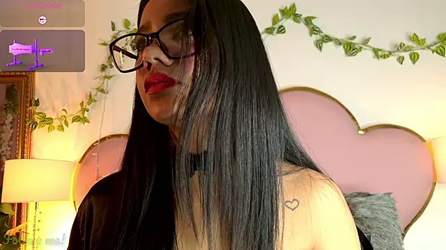 SenniaBella online show from 01/17/26, 01:16