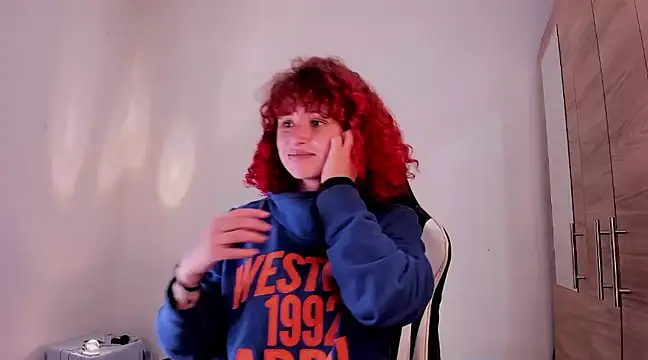 Snapshot of valent_27 chatting on 02/07/25, 03:12 valent 27 online show from 02/07/25, 03:12