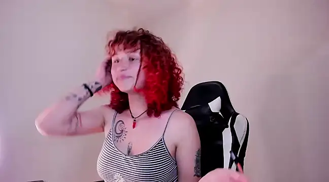 Snapshot of valent_27 chatting on 02/11/25, 03:50 valent 27 online show from 02/11/25, 03:50