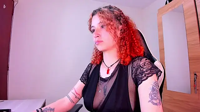 Snapshot of valent_27 chatting on 09/25/25, 04:27 valent 27 online show from 09/25/25, 04:27