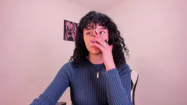 Snapshot of valent_27 chatting on 12/03/25, 12:07 valent 27 online show from 12/03/25, 12:07