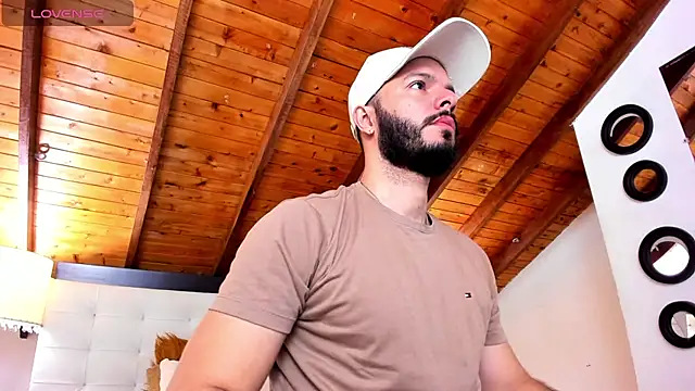 Tom Bailey online show from 11/25/25, 12:49