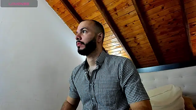 Tom Bailey online show from 12/20/25, 12:45