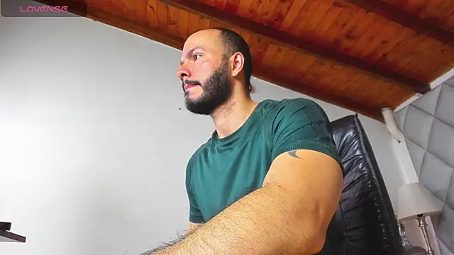 Tom Bailey online show from 04/10/26, 02:33