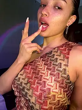 MisFrekcles  online show from 12/19/25, 11:17