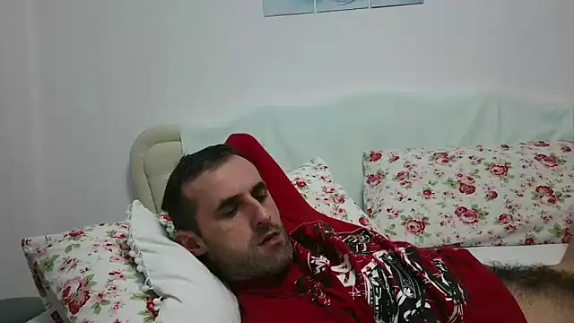 Snapshot of stevenpit chatting on 12/29/24, 02:21 stevenpit online show from 12/29/24, 02:21