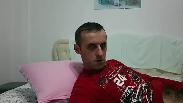 Snapshot of stevenpit chatting on 01/07/25, 01:14 stevenpit online show from 01/07/25, 01:14